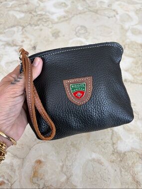 Roots Leather Zippered Pouch Wristlet